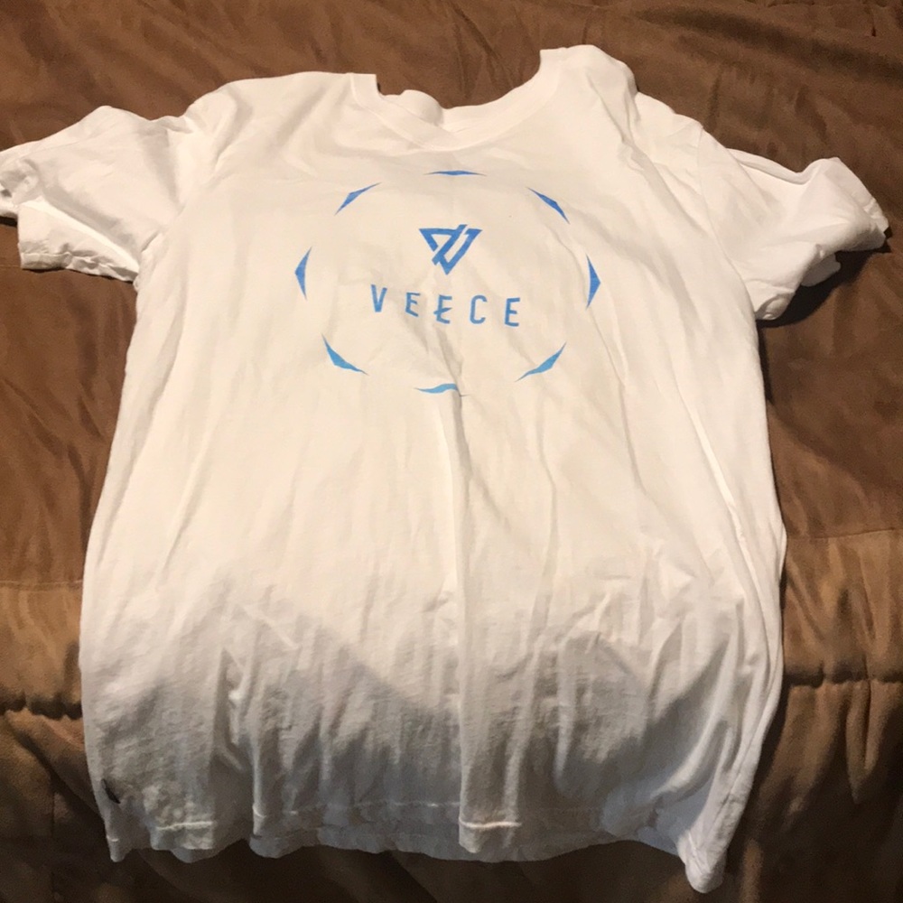 Men’s short sleeve shirt
